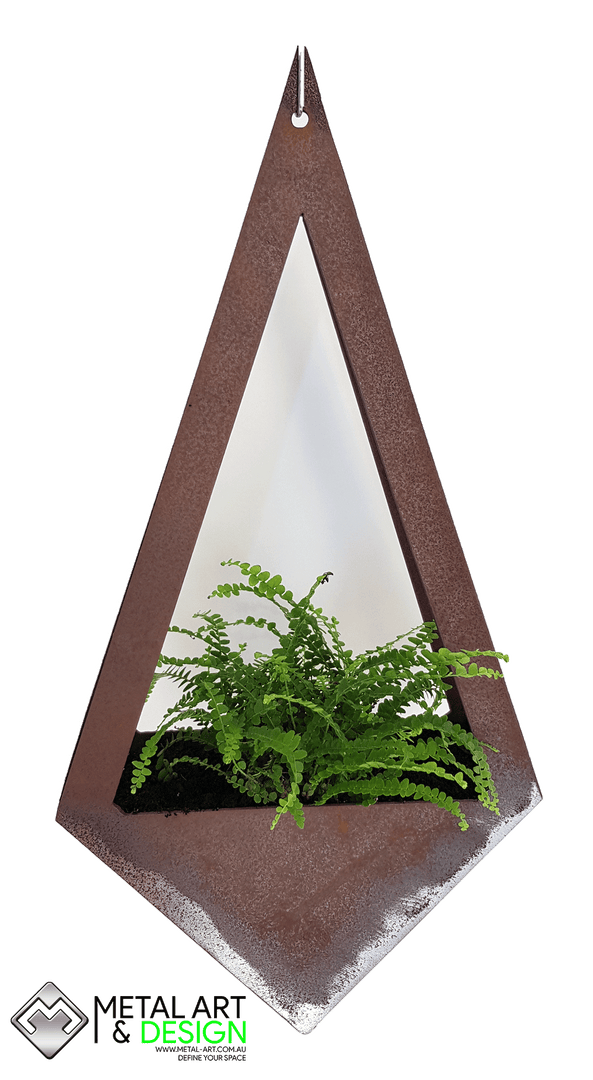 Diamond hanging planter